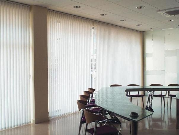 Persiana Vertical em PVC